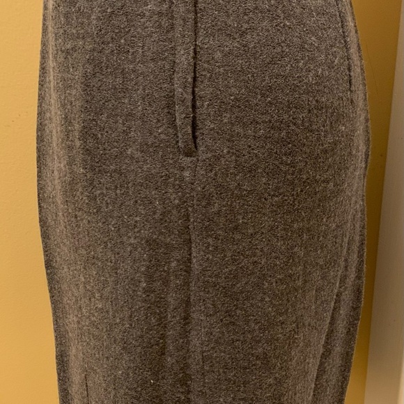 Simon Chang Refined Gray Marbled Wool Blend Pencil Skirt with Slit - Picture 3 of 11